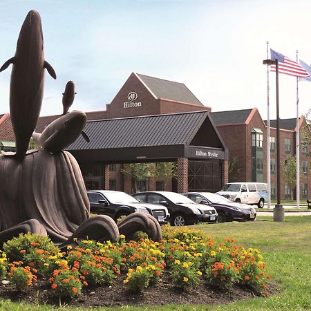 Hilton Mystic Hotel Exterior photo